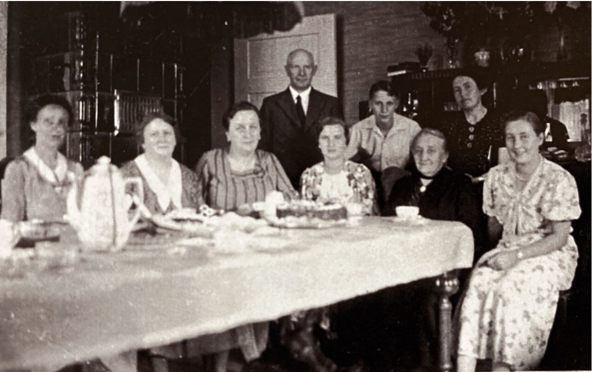 left-photo